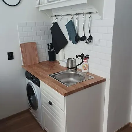 New Modern Studio In 3 아파트